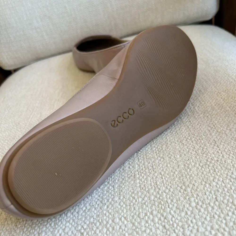 Ecco Loafers for Women Size US 9/ EU 40 New, leather upper, leather lining